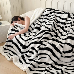 Dansunreve Chăn nhung SỌC NGỰA VẰN chăn mềm mại ấm áp điều hòa không khí Chăn ngủ trưa
