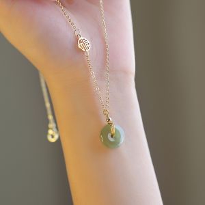 (Titan) Dây chuyền nữ titan không đen mặt tròn ngọc đẹp Ring House