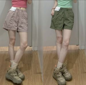 กางเกงขาสั้นผู้หญิงแบบลำลองแห้งเร็วสบายๆ 5 ชิ้น ทรงหลวม กางเกงขายาว 466384 ฤดูร้อน 2024 กระดุมข้าง