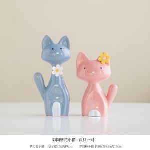 Ceramic Cat Artistic Desktop Decoration Jingdezhen TV Cabinet Decor Childrens Room Creative Ornament Soft Home Decoration