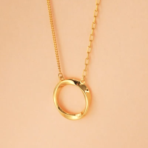 Chow Sang Sang 周生生 999 Pure Gold Essence Möbius Strip Necklace for Women 47cm 93863N Price-by-Weight 5.24g Gold