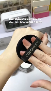 [MUA 1 TẶNG 1] Phấn Phủ Colorkey Lasting Naturally Kiềm Dầu Siêu Mịn Giúp Lớp Trang Điểm Tự Nhiên Hộp 8g - TẶNG 1 KHĂN TẨY TRANG COLORKEY