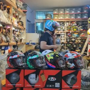 Mũ bảo hiểm 3/4 KLT chính hãng màu đen bóng siêu đẹp