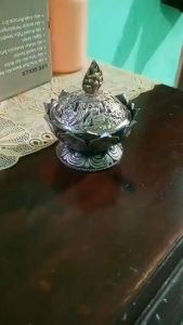 Tempat Bakar Dupa Lotus Kuningan / Pembakar Dupa Lotus Mabkhara