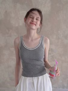 DVDK | Slimming U-Neck Strap Vest