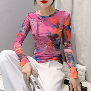 YIMEI เสื้อเชิ๊ตผู้หญิงพิมพ์ลายตาข่าย 2023 เสื้อเชิ๊ตผู้หญิงสวยคอกลมฤดูใบไม้