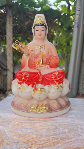Tượng Quan Thế Âm Bồ Tát bằng đá cao cấp ngồi trên đài sen cao 30cm - Màu đỏ