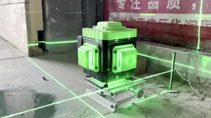 16 Line Laser Level 4D Green Light Self-Leveling Level Gauge With Dual Batteries For Construction