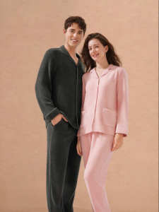 ManiForm | Comfort Turn-Down Collar Couple Set