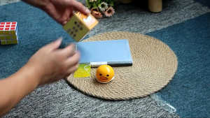 FUNNY GUDETAMA VOMIT