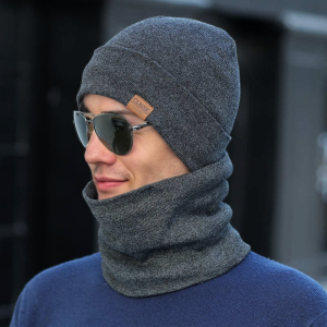 หมวกไหมพรมแฟชั่นผู้ชายสไตล์ใหม่ บุขนกำมะหยี่ อุ่นสบาย ชุดหมวกผู้ชาย หมวกฤดูหนาวทันสมัย หมวกบีนนี่ลำลอง ﻿