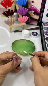 Cọ nét cán gỗ LC size 12mm vẽ nét cao cấp thuộc thương hiệu LC độc quyền tại Việt Nam