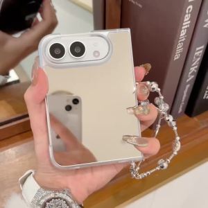Ốp Điện Thoại iPhone Duo Luxury Mirror Wrist Chain Với Dây Đeo Ngọc Trai 18 Lớp Chống Sốc Dành Cho iPhone DUO 18Ultra
