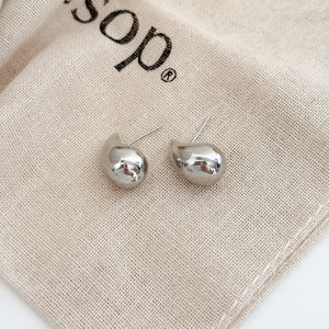 Versatile Luxury Waterdrop Earrings Womens S925 Pure Silver Needle Elegant Fashion Jewelry Unique Personality Hoops