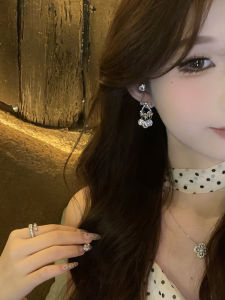 Elegant Sweet Tassel Hoop Earrings Womens Fashion Slimming Personality Flash Diamond Micro-Paved Ear Jewelry Alloy/Plated Silver/Plated Gold