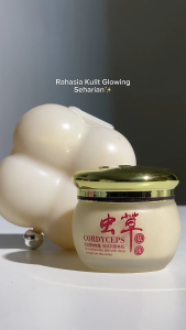 ● Day cream with a soft non-sticky texture and easy to absorb moisturizing with lightening vitamin E and Uv filter content protects facial skin from the effects of sunlight making your facial skin look bright and soft and enriched with cordyceps extrac