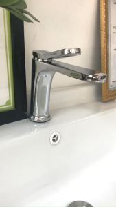 Vòi rửa mặt cao cấp thân thấp cao cấp GR4002B