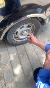 Chrome-Plated Metal Spray Paint Stainless Steel Silver Self-Painting Metal Rust Removal Spray Paint Galvanized Spray Paint