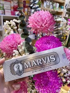 Kem Đánh Răng Marvis Smokers Whitening Mint 85ml - Làm Trắng Răng Giảm Ố Vàng & Mảng Bám
