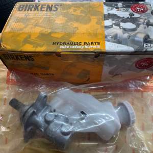 MASTER REM ATAS MIRAGE BRAKE MASTER ASSY MIRAGE
