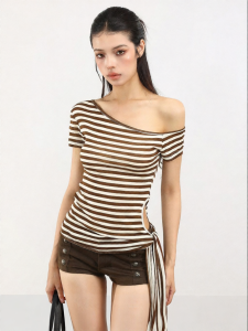 Striped Off-shoulder Fitted Slenderizing Side-tied Short T-shirt