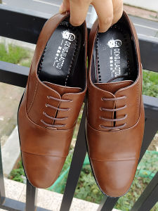 British Style Brown Leather Shoes Sharp Pointe Three Buckle Extra Large Size 46 47 for Photo Studio Modeling And Office Wear