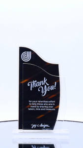 ACRYLIC PLAQUE - ACRYLIC TROPHY - AWARD - CUSTOMIZED PERSONALIZED JAY C. DESIGNS - 8043