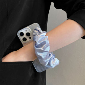 เคสโทรศัพท์ผ้าไหมไหมพรมแบบเรียบง่ายพร้อมสายรัดข้อมือและสายสะพายข้างสำหรับ Apple 17 pro iPhone 16 pro Max 13 พร้อมสายรัด 15 pro สำหรับผู้หญิง 14 pro ป้องกันการตกหล่นแบบสร้างสรรค์ 12