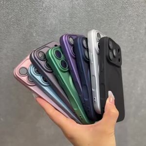 Ốp Lưng Mềm Từ Tính Kim Loại Cao Cấp Cho iPhone Pro Max - Vỏ Bảo Vệ Ống Kính Máy Ảnh Thời Trang Với Chất Liệu TPU Chống Sốc