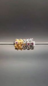 PHYA GP The Player Charm with Gem : ชาร์มลูกเต๋า ประดับพลอยแท้ (มีพลอยให้เลือก 2 สี)