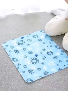 ที่นอนเจลเย็น ที่นอนสัตว์เลี้ยงที่นอนเจลเย็น ระบายอากาศดี50*60cm เติมน้ำได้ PVCหนา ทำความสะอาดง่าย