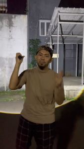 [Bisa Di Cas] Senter Profesional 3000 Lumens Senter Ronda Senter SWAT Police USB