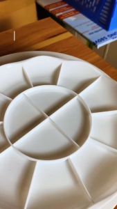 Bộ Khay pha màu Deli No.68306 - 14 ngăn