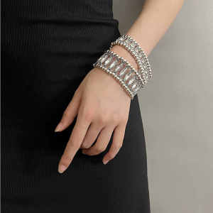 Elegant Wide Silver Plated Bracelet for Women Fashionable Elastic Design Diamond Accented Arm Ring Retro Style Couple Jewelry