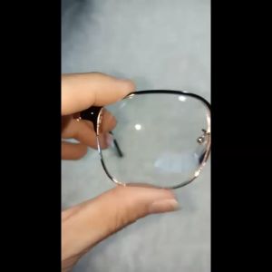 Kacamata Lensa Otomatis Berubah Warna Hitam Jika Terkena Sinar Matahari Di Luar Ruangan (Potokromik) Frame Metal Lensa Normal Fashion Cocok Untuk Pria Wanita Dewasa Remaja - PHOTOCROMIC MURAH