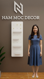 Tủ Trang Điểm Treo Tường 2 Trong 1 Gương Toàn Thân Hình Chữ Nhật – MDF 12mm – Gương Thủy Mài Cạnh – Ray Trượt 3 Tầng – Lắp Sẵn – Kích Thước 40x120 / 50x120 – Sản Xuất Theo Yêu Cầu