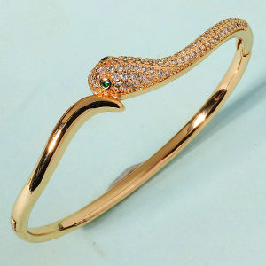 Golden Snake Nail Womens Bracelets European and American Stainless Steel Fashion Bangle Daily Jewelry Bracelet