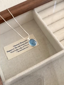 SEA AMILA Mặt đá Mặt Trăng Aquamarine vòng cổ nữ 2026 ánh sáng mới sang trọng hốc xương đòn dây chuyền nữ xương rắn dây chuyền áo len dây chuyền phụ kiện