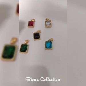 TOP !! Elegan Liontin Titanium Kotak batu Model cantik dan Mewah Anti karat dan Tidak luntur terbaru dan kekinian Liontin kalung wanita 2025 gold