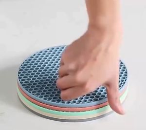 Tatakan Piring Gelas Silikon Bulat Anti Panas Alas Meja Dapur Masak Bahan SIlicone Anti Slip Alas Pegangan Panci Panas Murah