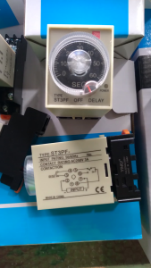 Rơle thời gian off delay ST3PE OFF DELAY kèm đế