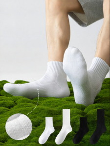 FENGTING | Sweat Absorbent Deodorizing Antibacterial Cotton Mens Crew Socks