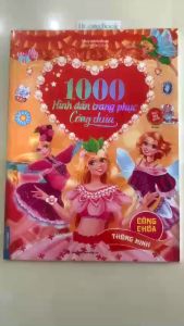 Sách - 1000 hình dán trang phục công chúa - Công chúa hoa lệ