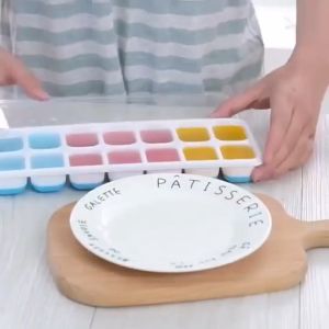 Khay Làm Đá Silicon Có Nắp Đậy Kháng Khuẩn Chống Mùi Tủ Lạnh Khuôn Làm Đá Làm Thạch Cao Cấp