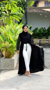 Abaya Melinda Outher Gamis Jubah Hitam Arab Turki Turky Maroko Mesir Saudi Madinah Dubai India Murah Umroh Haji Mewah Premium Bordir Baju Muslimah Pabrik Abaya Bangil  Pakaian Wanita Simple Remaja Sporty Unik Syari JetBlack