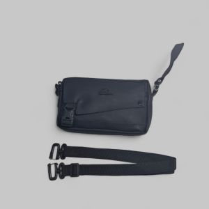 Cluthbag Tas Tangan Hangbag Waterproof Logo Selempang & Bahu Premium Tas Serbaguna
