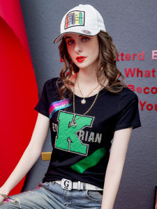 เสื้อยืดแขนสั้นผู้หญิงสีดำ ทรงสลิมฟิต ลายตัวอักษร แฟชั่น ฤดูร้อน 2025 ใหม่ ผ้าโมดอล กระดุมคอกลม แฟชั่นเสื้อยืด