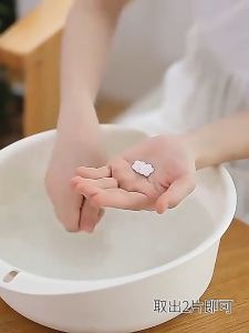 Xà phòng giấy rửa tay dùng 1 lần. Thuận tiện và nhỏ gọn.