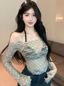 GUZILIAN | เสื้อยืดแขนยาวลายลูกไม้ Pure Desire เสื้อคลุมไหล่เดี่ยว ทรงสลับซ้อนสีสันสดใส กระชับสัดส่วน สำหรับผู้หญิงในฤดูใบไม้ผลิและฤดูร้อน