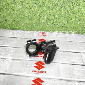 DUDUKAN SPION SATRIA FU 150 DRAT 12 / DUDUKAN HANDLE KOPLING SATRIA FU 150